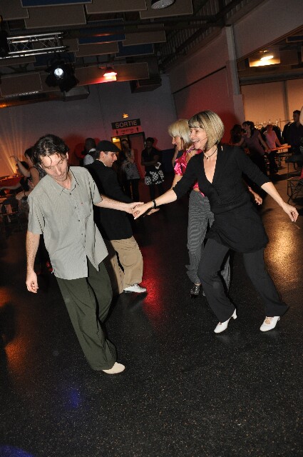 min 2008 11 08 fous swing 384